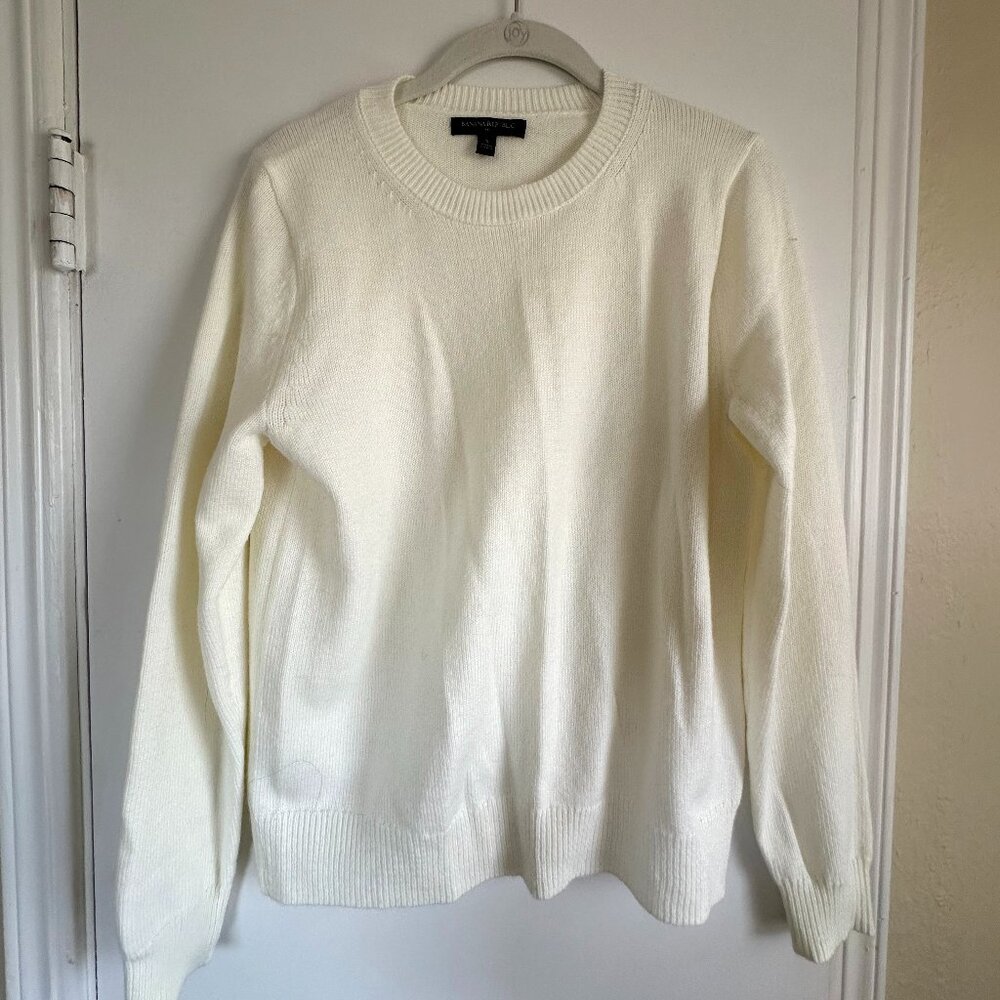 Banana Republic Cream Crewneck Sweater